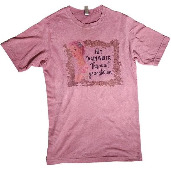 Distressed Pink Graphic Tee "Hey Trainwreck..." size xs unisex - Picture 1 of 5